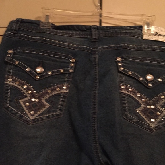 Just Jeans 20 Dark wash blue clam digger shorts - Picture 8 of 9